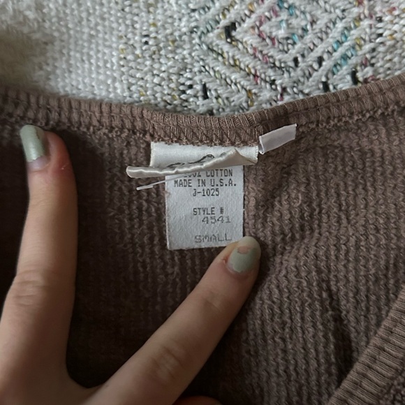 ~Vintage~ Brown V-Neck Buttoned Women's Sweater - Picture 5 of 10